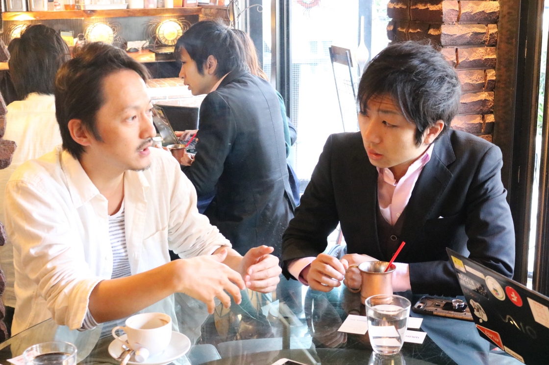 野菜の流通について語る千田さんの写真