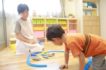 【マーガレットこどもクリニック】病児保育室の保育スタッフ（パート）