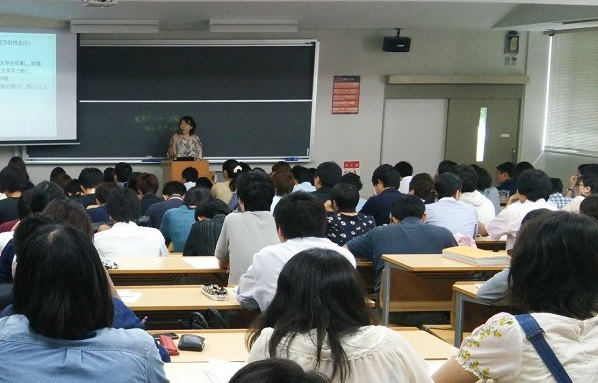 【活動紹介】学生のうちから、「子育てと仕事の両立」を考える 〜キャリア教育 出張授業〜